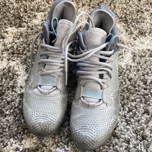 Boys lacrosse cleats